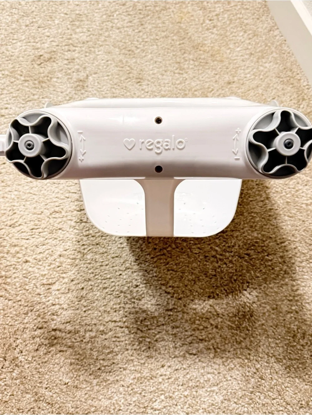 Regalo Baby Basics Bath Seat